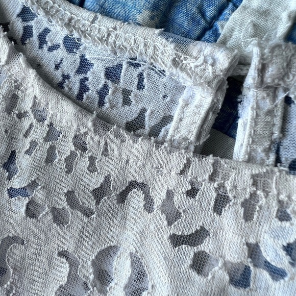 Suzy Shier Womens White Feminine Softgirl Boho Lace Sleeveless Top XS - Picture 3 of 9